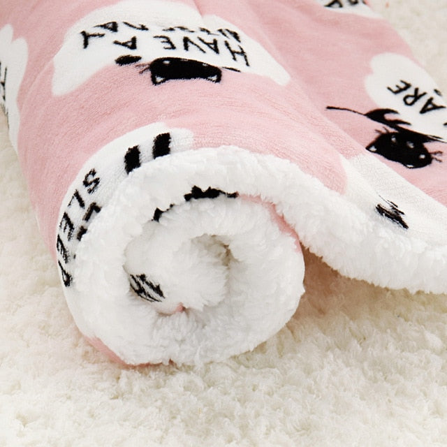 Winter Dog Bed Pet Blanket Pet Sleeping Mat Warm Cat Dog Bed Cover Pet Sofa Cushion Mattress For Small Dogs Chihuahua Bulldog